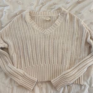 Aeropostale Cropped Cream Sweater